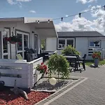 La Z Wlasnymi Ogrodkami- Balia Z Jacuzzi ,sauna ,rowery, Klimatyzacja * Ustka