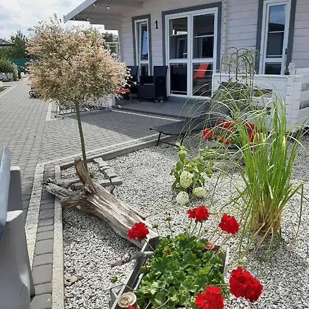 La Z Wlasnymi Ogrodkami- Balia Z Jacuzzi ,sauna ,rowery, Klimatyzacja