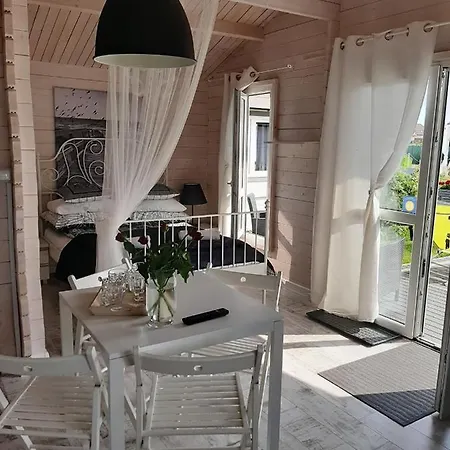 La Z Wlasnymi Ogrodkami- Balia Z Jacuzzi ,sauna ,rowery, Klimatyzacja Ustka