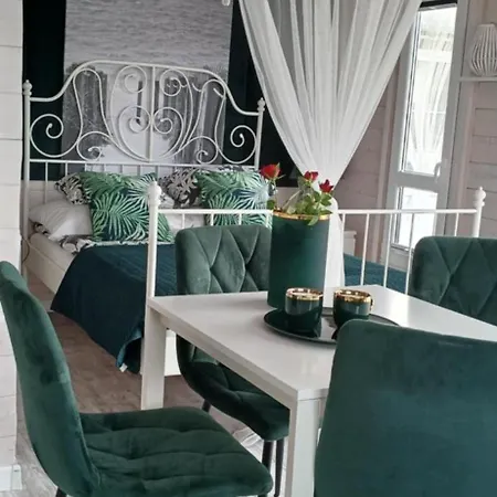 La Z Wlasnymi Ogrodkami- Balia Z Jacuzzi ,sauna ,rowery, Klimatyzacja * Ustka