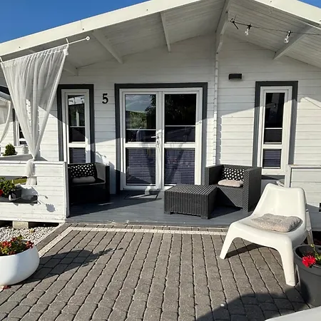 La Z Wlasnymi Ogrodkami- Balia Z Jacuzzi ,sauna ,rowery, Klimatyzacja