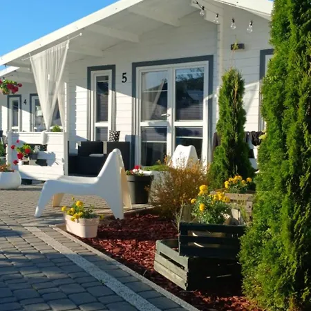 La Z Wlasnymi Ogrodkami- Balia Z Jacuzzi ,sauna ,rowery, Klimatyzacja * Ustka