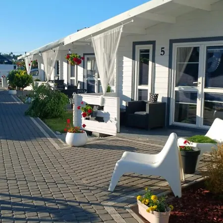 Lodge La Z Wlasnymi Ogrodkami- Balia Z Jacuzzi ,sauna ,rowery, Klimatyzacja *
