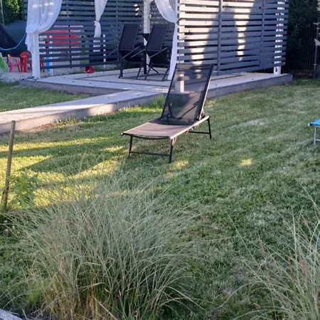 La Z Wlasnymi Ogrodkami- Balia Z Jacuzzi ,sauna ,rowery, Klimatyzacja Ustka