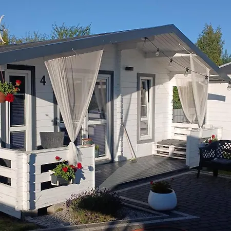 La Z Wlasnymi Ogrodkami- Balia Z Jacuzzi ,sauna ,rowery, Klimatyzacja Lodge *