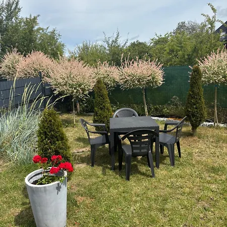 La Z Wlasnymi Ogrodkami- Balia Z Jacuzzi ,sauna ,rowery, Klimatyzacja Ustka