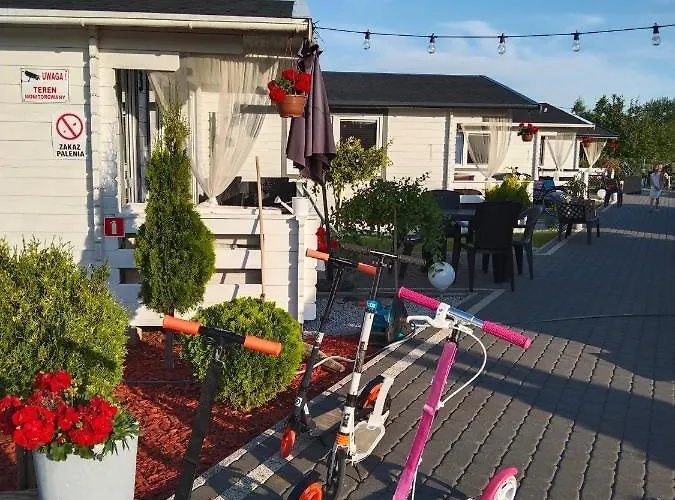 La Z Wlasnymi Ogrodkami- Balia Z Jacuzzi ,sauna ,rowery, Klimatyzacja Jaktstuga Ustka