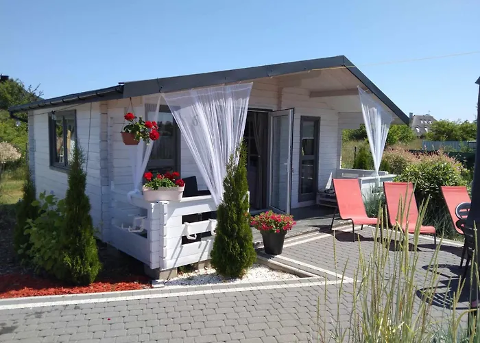 Jaktstuga La Z Wlasnymi Ogrodkami- Balia Z Jacuzzi ,sauna ,rowery, Klimatyzacja *