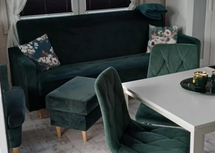 Jaktstuga La Z Wlasnymi Ogrodkami- Balia Z Jacuzzi ,sauna ,rowery, Klimatyzacja Ustka