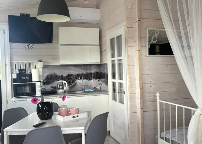 La Z Wlasnymi Ogrodkami- Balia Z Jacuzzi ,sauna ,rowery, Klimatyzacja بيت خشبي